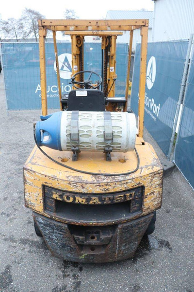 Komatsu FG30-8 - رافعة شوكية تعمل بالغاز: صورة 4 Komatsu FG30-8 - رافعة شوكية تعمل بالغاز: صورة 4