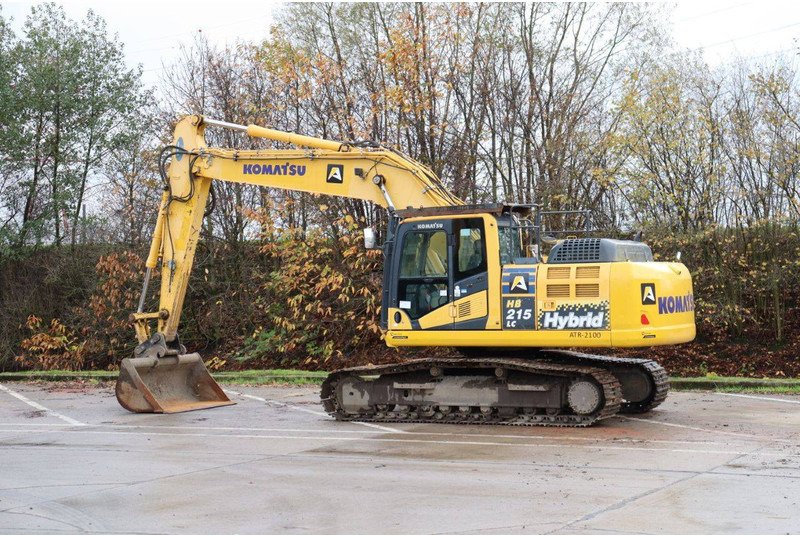 Komatsu HB215LC-3 - حفار زحاف: صورة 3 Komatsu HB215LC-3 - حفار زحاف: صورة 3
