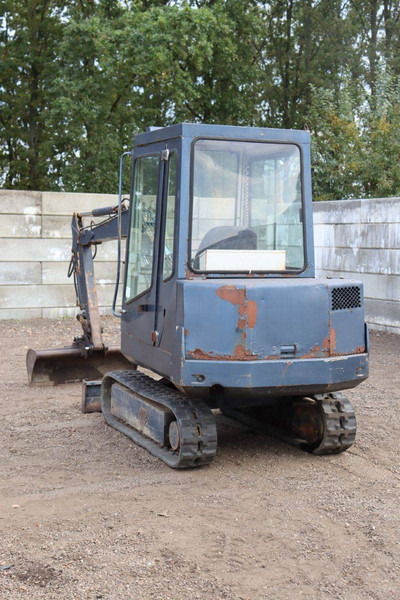 Komatsu PC10-6 - حفار زحاف: صورة 4 Komatsu PC10-6 - حفار زحاف: صورة 4