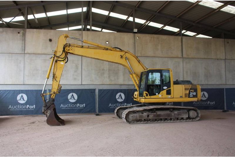 Komatsu PC210LC-8 - حفار زحاف: صورة 1 Komatsu PC210LC-8 - حفار زحاف: صورة 1