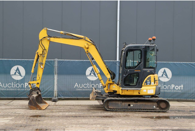 Komatsu PC55MR-3 - حفار زحاف: صورة 1 Komatsu PC55MR-3 - حفار زحاف: صورة 1