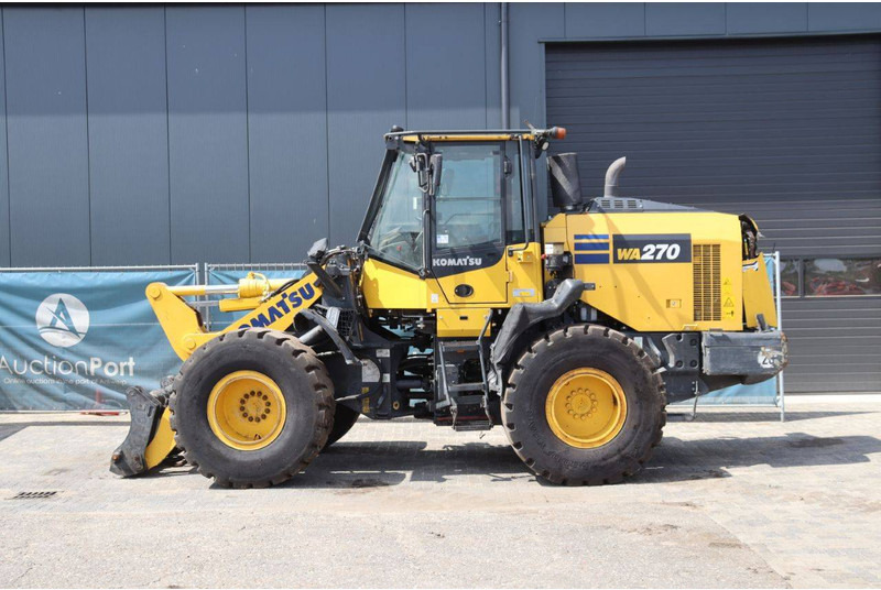 Komatsu WA270 - اللودر بعجل: صورة 2 Komatsu WA270 - اللودر بعجل: صورة 2