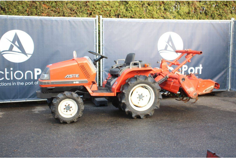 Kubota Aste A-155 - جرار: صورة 1 Kubota Aste A-155 - جرار: صورة 1