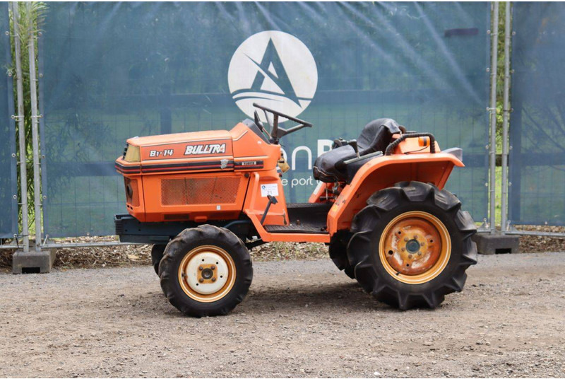 Kubota B1-14 Bulltra - جرار: صورة 1 Kubota B1-14 Bulltra - جرار: صورة 1