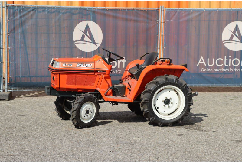 Kubota B1-16 Bulltra - جرار: صورة 1 Kubota B1-16 Bulltra - جرار: صورة 1