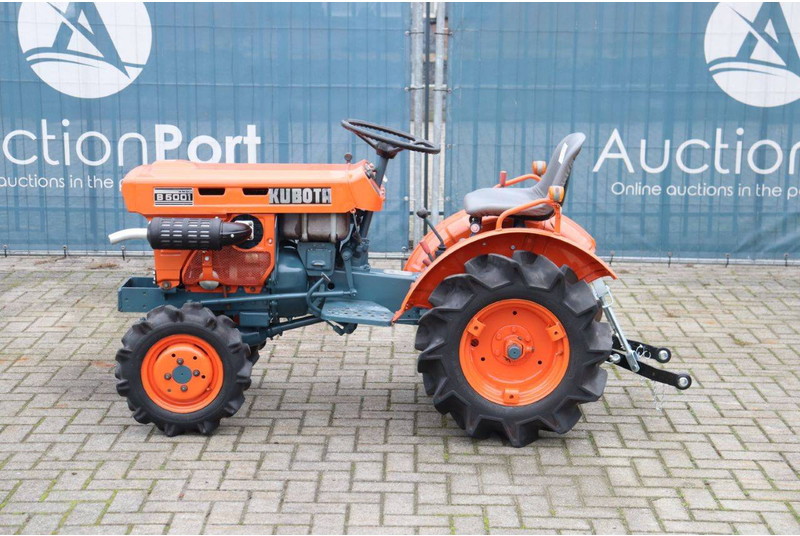 Kubota B5001 - جرار: صورة 2 Kubota B5001 - جرار: صورة 2