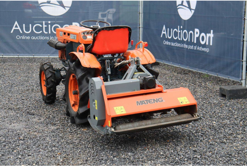 Kubota B7001 - جرار: صورة 4 Kubota B7001 - جرار: صورة 4