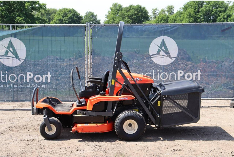 Kubota GZD15-II - جزازة أعشاب الحدائق: صورة 2 Kubota GZD15-II - جزازة أعشاب الحدائق: صورة 2