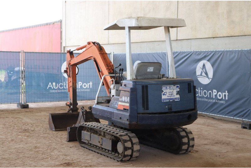 Kubota KX-024 - حفارة مُصَّغرة: صورة 4 Kubota KX-024 - حفارة مُصَّغرة: صورة 4