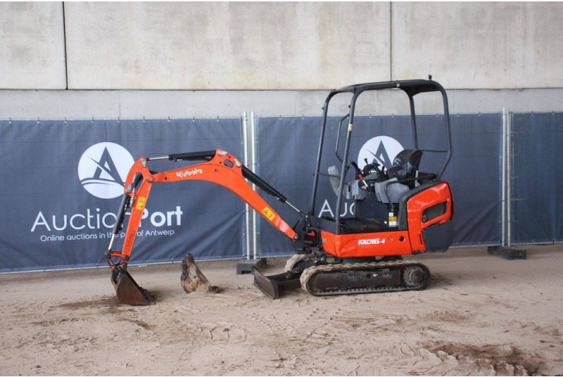 Kubota KX016-4 - حفارة مُصَّغرة: صورة 1 Kubota KX016-4 - حفارة مُصَّغرة: صورة 1