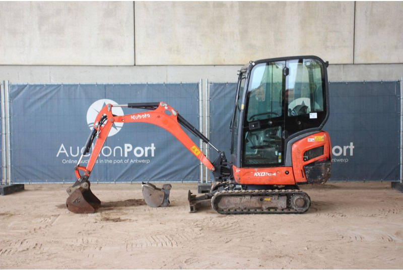 Kubota KX016-4 - حفارة مُصَّغرة: صورة 2 Kubota KX016-4 - حفارة مُصَّغرة: صورة 2