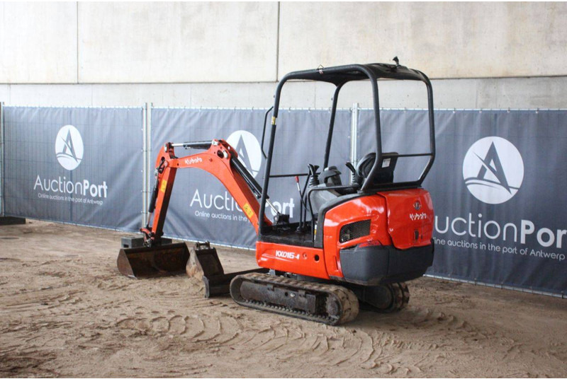 Kubota KX016-4 - حفارة مُصَّغرة: صورة 3 Kubota KX016-4 - حفارة مُصَّغرة: صورة 3