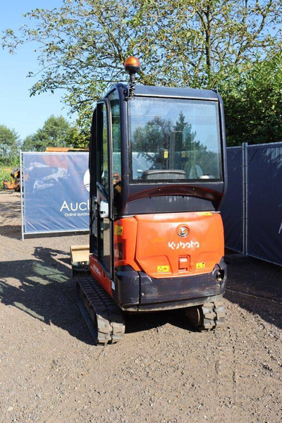 Kubota KX016-4 - حفارة مُصَّغرة: صورة 4 Kubota KX016-4 - حفارة مُصَّغرة: صورة 4