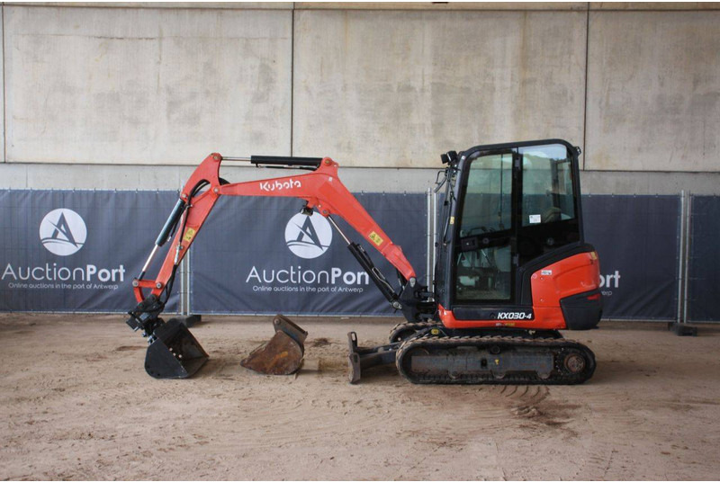 Kubota KX030-4 - حفار زحاف: صورة 2 Kubota KX030-4 - حفار زحاف: صورة 2