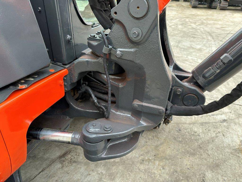 حفار زحاف Kubota KX163-5: صورة 13