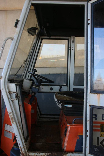 اللودر بعجل Kubota R510: صورة 20 اللودر بعجل Kubota R510: صورة 20