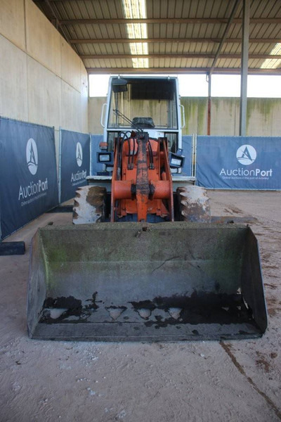 اللودر بعجل Kubota R510: صورة 7 اللودر بعجل Kubota R510: صورة 7