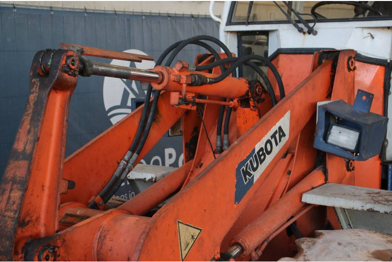 اللودر بعجل Kubota R510: صورة 10 اللودر بعجل Kubota R510: صورة 10
