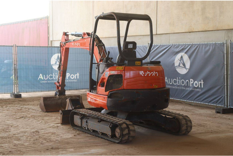 Kubota U35-3a3 - حفارة مُصَّغرة: صورة 4 Kubota U35-3a3 - حفارة مُصَّغرة: صورة 4