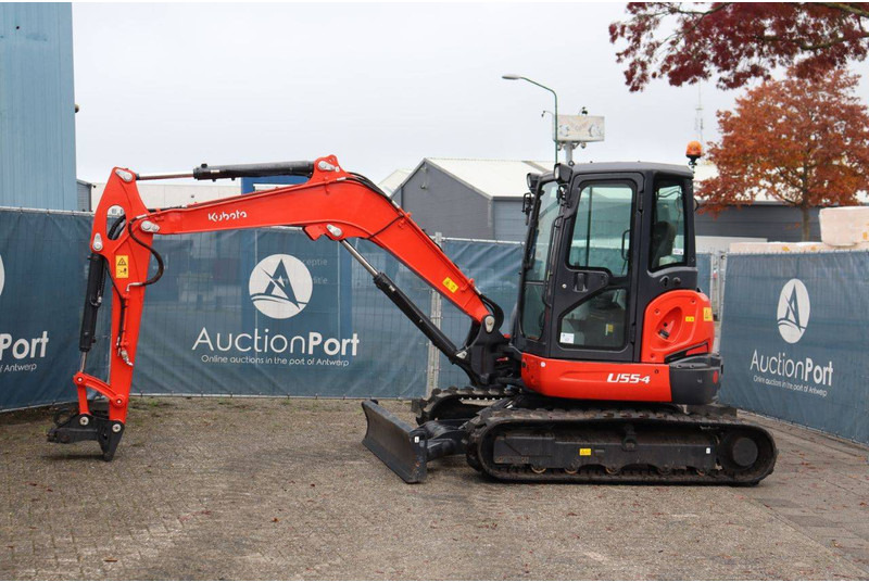 Kubota U55-4 - حفار زحاف: صورة 1 Kubota U55-4 - حفار زحاف: صورة 1