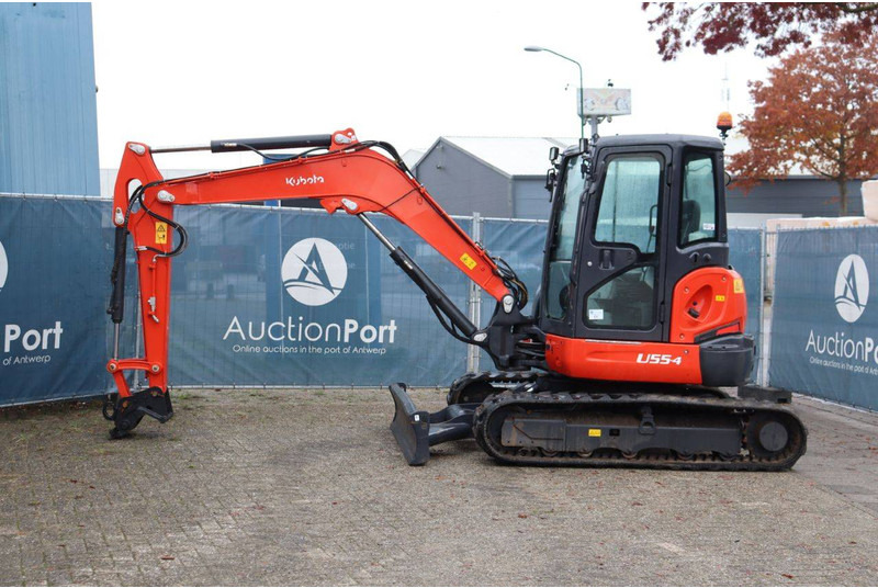Kubota U55-4 - حفار زحاف: صورة 1 Kubota U55-4 - حفار زحاف: صورة 1