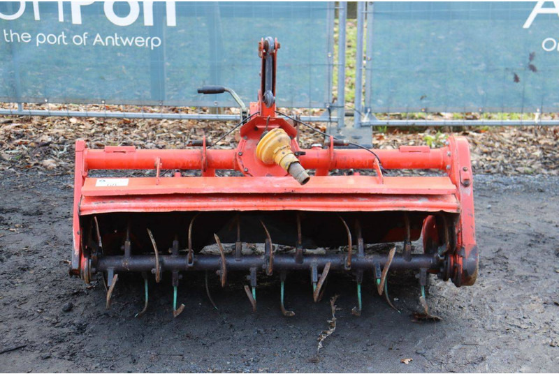 Kubota - معدات حرث التربة: صورة 2 Kubota - معدات حرث التربة: صورة 2