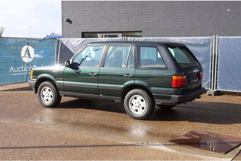 Land Rover Range Rover - سيارة دفع رباعي: صورة 3 Land Rover Range Rover - سيارة دفع رباعي: صورة 3