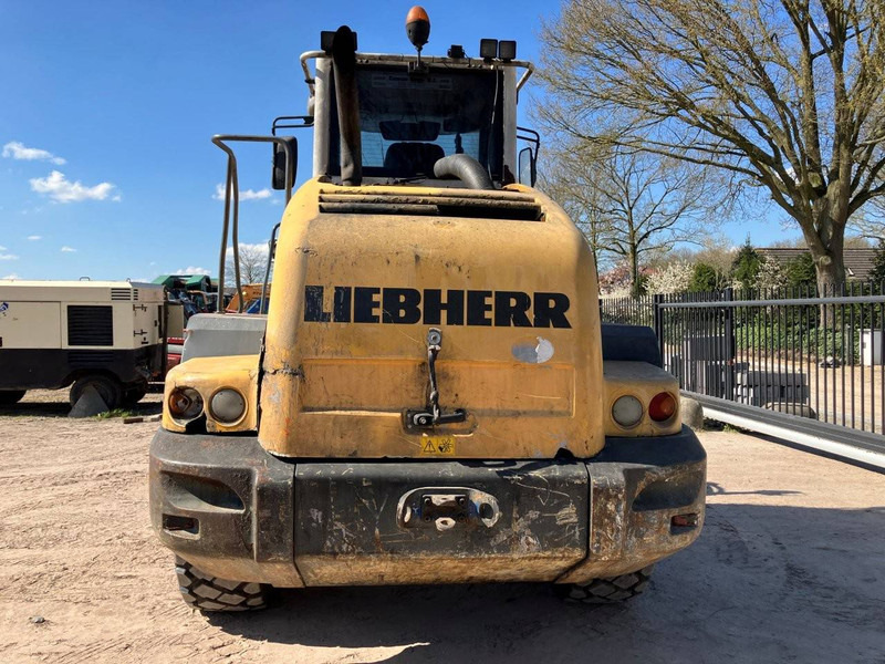 Liebherr L524 - اللودر بعجل: صورة 4 Liebherr L524 - اللودر بعجل: صورة 4