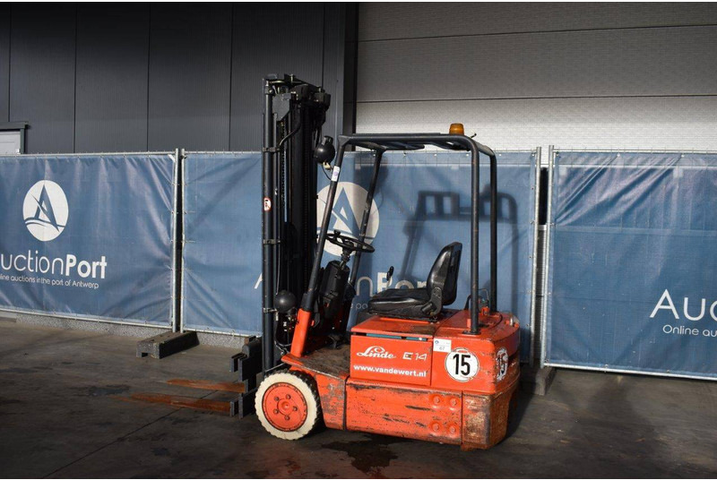Linde E14 - رافعة شوكية كهربائية: صورة 3 Linde E14 - رافعة شوكية كهربائية: صورة 3