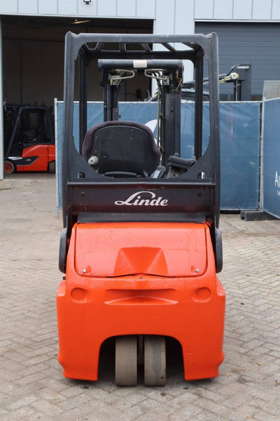 Linde E16-02 - رافعة شوكية كهربائية: صورة 5 Linde E16-02 - رافعة شوكية كهربائية: صورة 5