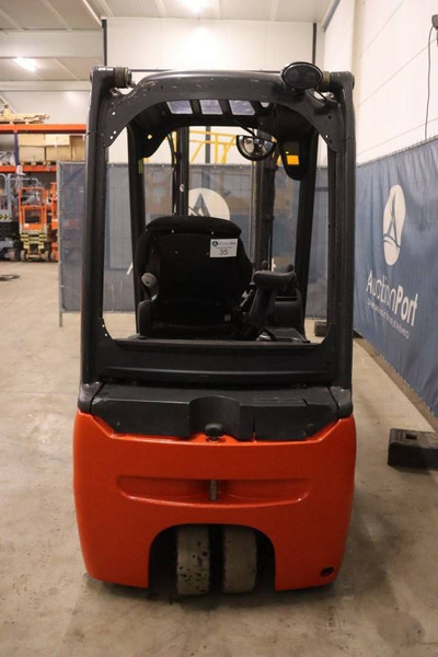 Linde E16L-01 - رافعة شوكية كهربائية: صورة 4 Linde E16L-01 - رافعة شوكية كهربائية: صورة 4