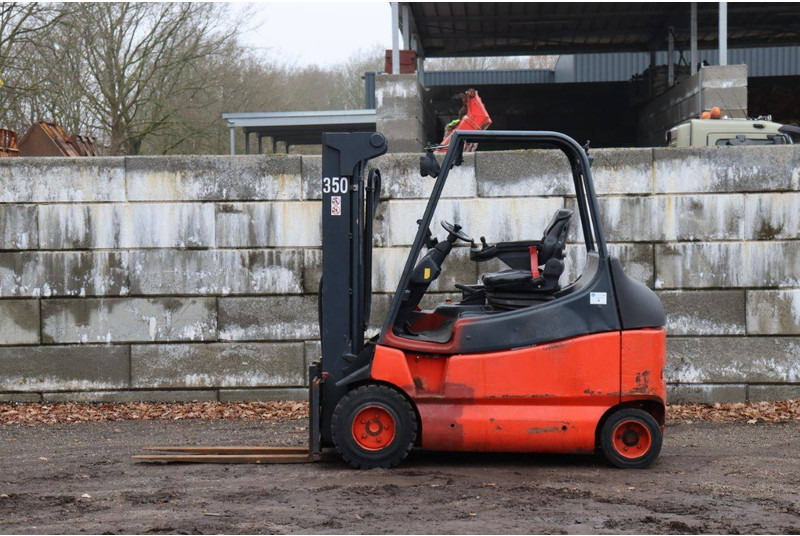 Linde E30/03/600 - رافعة شوكية كهربائية: صورة 2 Linde E30/03/600 - رافعة شوكية كهربائية: صورة 2