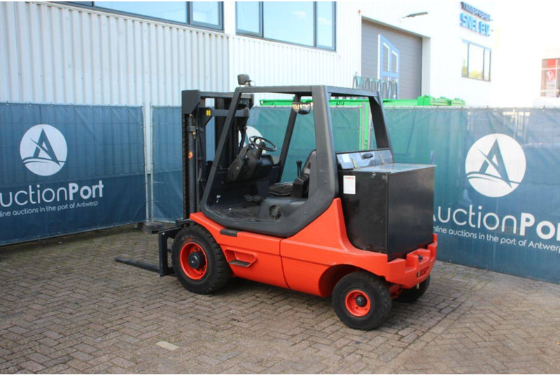 Linde E35P - رافعة شوكية كهربائية: صورة 3 Linde E35P - رافعة شوكية كهربائية: صورة 3