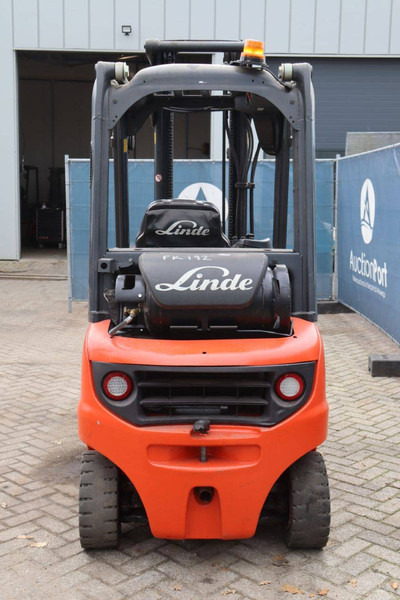 Linde H20T-01 - رافعة شوكية تعمل بالغاز: صورة 5 Linde H20T-01 - رافعة شوكية تعمل بالغاز: صورة 5