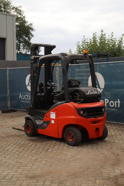 Linde H20T-01 - رافعة شوكية تعمل بالغاز: صورة 4 Linde H20T-01 - رافعة شوكية تعمل بالغاز: صورة 4