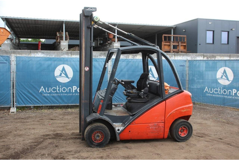 Linde H25T - رافعة شوكية للأرض الوعرة: صورة 1 Linde H25T - رافعة شوكية للأرض الوعرة: صورة 1