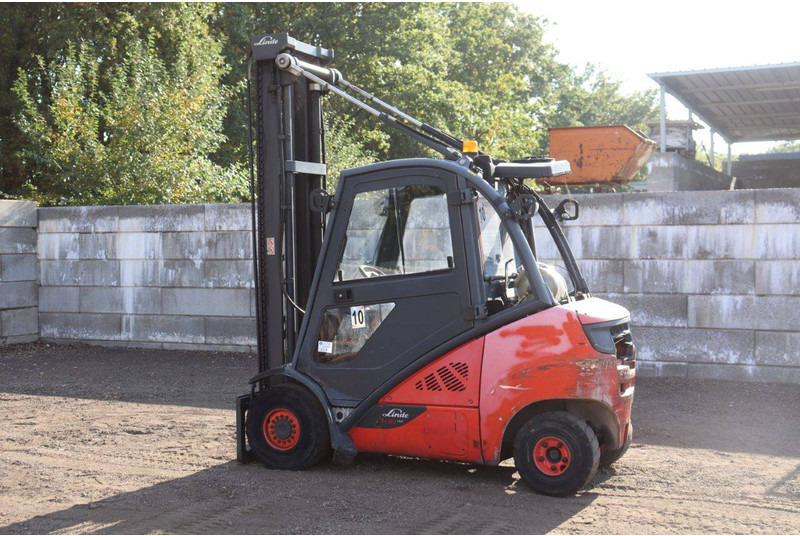 Linde H30CNG - رافعة شوكية تعمل بالغاز: صورة 3 Linde H30CNG - رافعة شوكية تعمل بالغاز: صورة 3