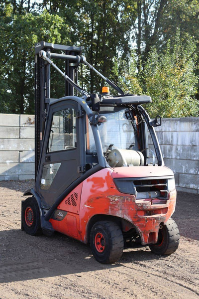 Linde H30CNG - رافعة شوكية تعمل بالغاز: صورة 4 Linde H30CNG - رافعة شوكية تعمل بالغاز: صورة 4