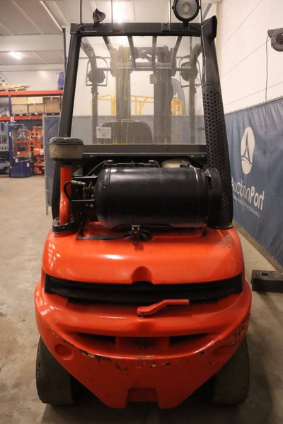 Linde H30T-03 - رافعة شوكية تعمل بالغاز: صورة 4 Linde H30T-03 - رافعة شوكية تعمل بالغاز: صورة 4