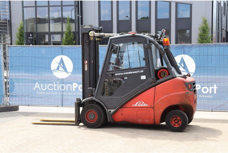 Linde H30T - رافعة شوكية ديزل: صورة 3 Linde H30T - رافعة شوكية ديزل: صورة 3