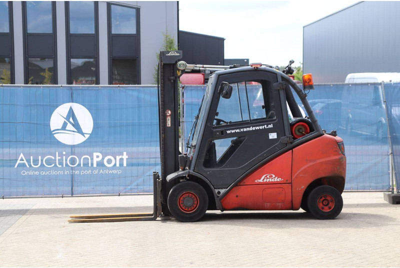 Linde H30T - رافعة شوكية ديزل: صورة 1 Linde H30T - رافعة شوكية ديزل: صورة 1