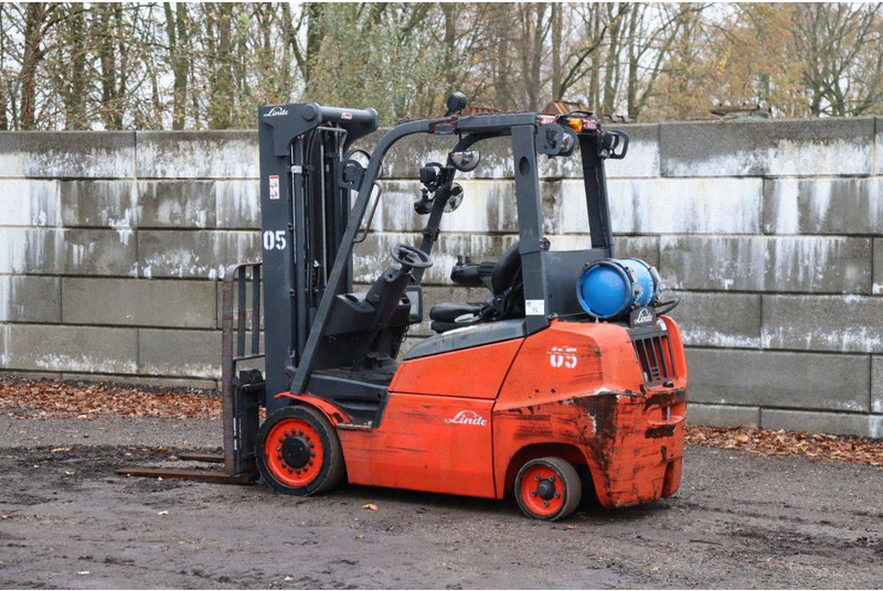 Linde H32CT - رافعة شوكية تعمل بالغاز: صورة 3 Linde H32CT - رافعة شوكية تعمل بالغاز: صورة 3