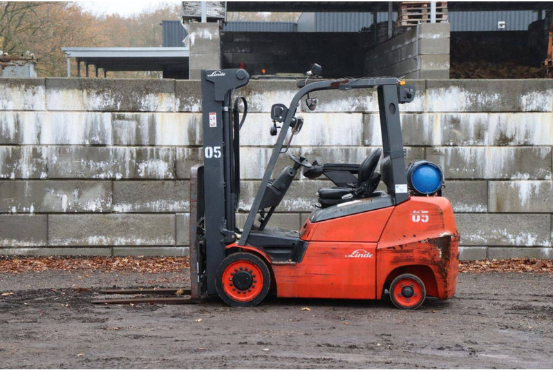 Linde H32CT - رافعة شوكية تعمل بالغاز: صورة 2 Linde H32CT - رافعة شوكية تعمل بالغاز: صورة 2