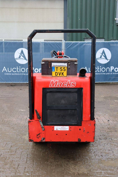 Macks 333 - اللودر بعجل: صورة 5 Macks 333 - اللودر بعجل: صورة 5