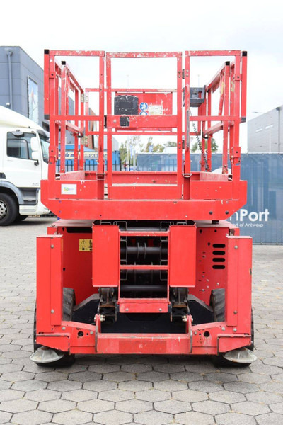 Manitou 120SC-2 - رافعة هيدروليكية مقصية: صورة 5 Manitou 120SC-2 - رافعة هيدروليكية مقصية: صورة 5