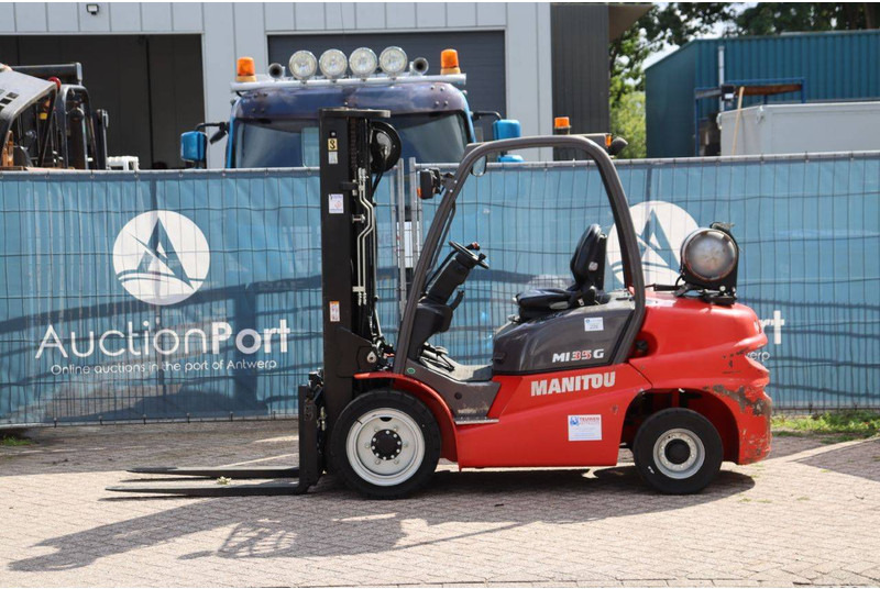 Manitou MI 35 G - رافعة شوكية تعمل بالغاز: صورة 2 Manitou MI 35 G - رافعة شوكية تعمل بالغاز: صورة 2