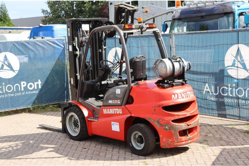 Manitou MI 35 G - رافعة شوكية تعمل بالغاز: صورة 4 Manitou MI 35 G - رافعة شوكية تعمل بالغاز: صورة 4