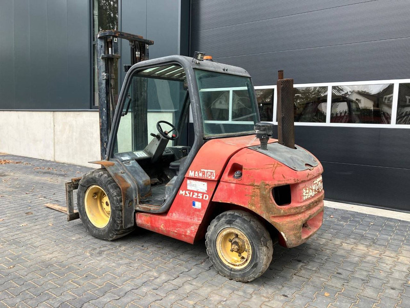 Manitou MS125D - رافعة شوكية للأرض الوعرة: صورة 4 Manitou MS125D - رافعة شوكية للأرض الوعرة: صورة 4