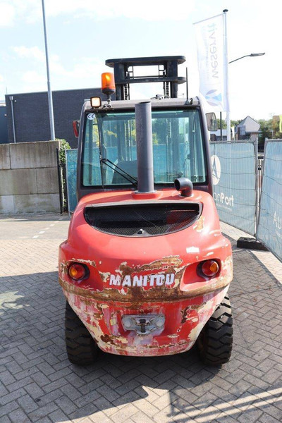 Manitou MSI50T - رافعة شوكية ديزل: صورة 4 Manitou MSI50T - رافعة شوكية ديزل: صورة 4