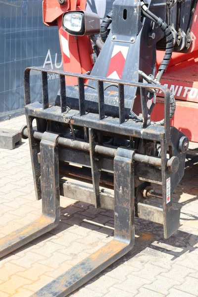 رافعة تلسكوبية Manitou MT 1840: صورة 10